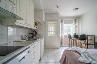 Starveil Studio 104 Levi Center by Aavalevi - 9