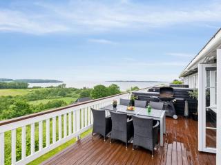 Apartment Isbiorn - 300m from the sea by Interhome - 1