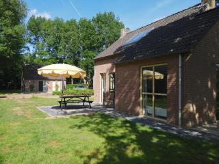Forest VIP-bungalow at Groene Heuvels - 0