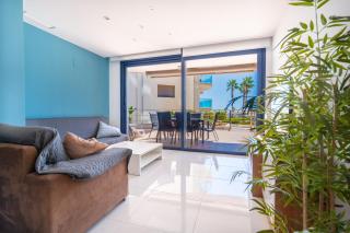 Perfect Ground Floor with Sea View - 8