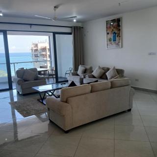 Beachfront 3 bedroom apartment - 1