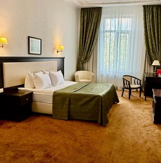 Stadium Park Hotel - 1