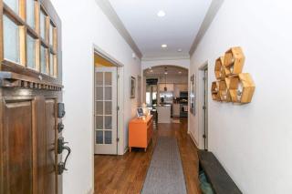 1900s Charmer, Mins To Beltline - 1