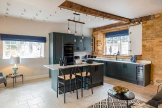 The Talbot & Granary - Exclusive Elegant Homes - 2