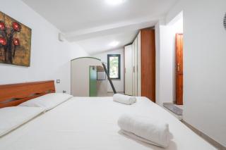 Chia Pool, 5 Rooms Per 12 People - 1