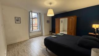 Hypercentral Champagne Nest - 2