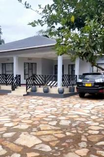 Saly and Jay Homes karatu - 9