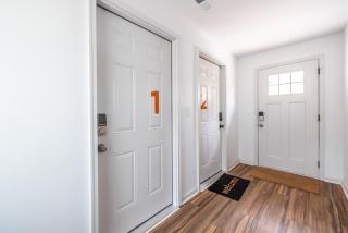 Charming Apartment Mins To Airport & Downtown - 7