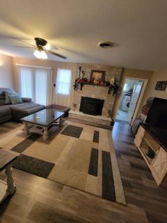 Spacious home near wolfcreek ramp! Grove, Ok - 0