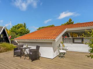 Holiday Home Annemone - 900m from the sea by Interhome - 4