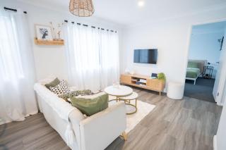 Pink Muse, 3 Mins To Ettalong Beach - 2