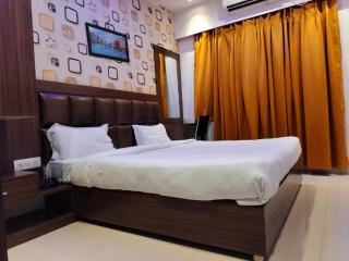 Hotel Golden Crown - 6