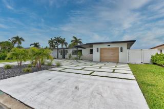 Parrots Cove - 9