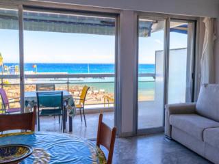 Grand studio avec terrasse proche centre et plages - FR-1-196-374 - 3