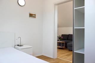 Helle Neubau-Dachgeschoss-Wohnung im grünen - Tolle Lage - 4