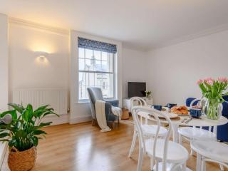 2 Bed in Bath 91066 - 9