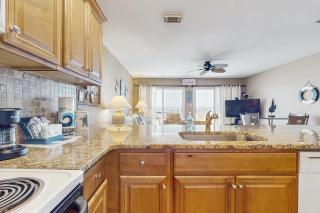 Island Sands 205 - 1