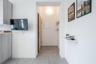 Tosa Apartment - Free WiFi, Air Conditioning & Private Parking - 3