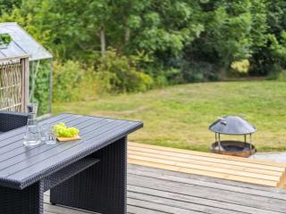 Holiday Home Esme - 225m to the inlet by Interhome - 1
