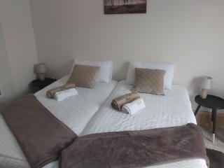 Shalom Self Catering - 2