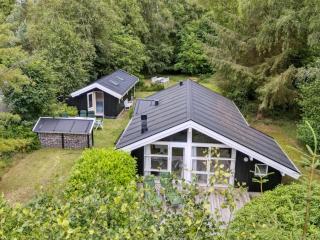 Holiday Home Tekla - from the sea by Interhome - 0