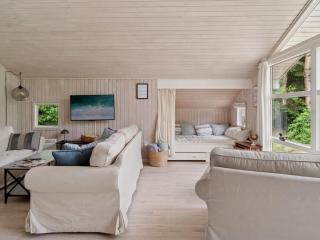 Holiday Home Tekla - from the sea by Interhome - 3