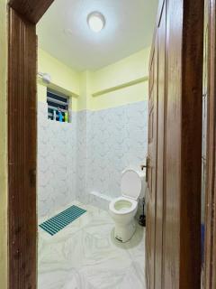 Kamakis Airbnbs - 5