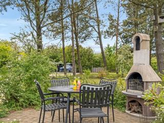 Holiday Home Helmer - 5km from the sea by Interhome - 2