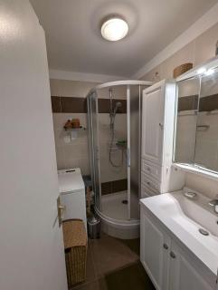 Piscine, climatisation, à 200 m des plages, idéal vacances en famille - 4