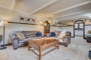 4 Bdrm Amazing Veiws - 2