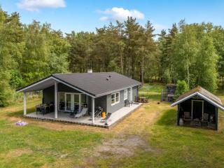 Holiday Home Bæver - 1km from the sea by Interhome - Læsø - 0