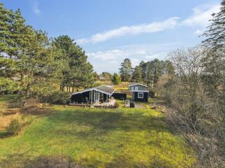 Holiday Home Clausina - 3-8km from the sea by Interhome - 4