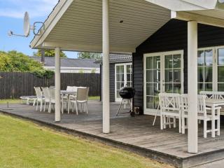 Holiday Home Thermet - 1-2km from the sea by Interhome - 9