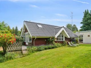 Holiday Home Helfrida - 925m from the sea by Interhome - 6