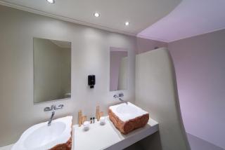 Amphitryon City Hotel - 8