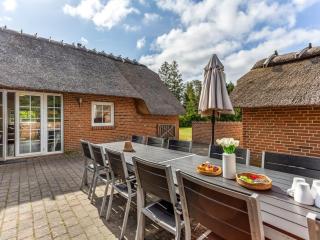 Holiday Home Tara - 900m from the sea by Interhome - 5