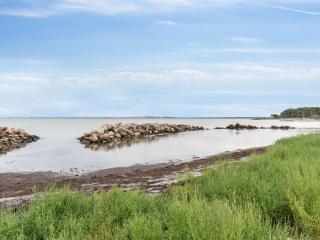 Holiday Home Kjell - 25m from the sea by Interhome - 5