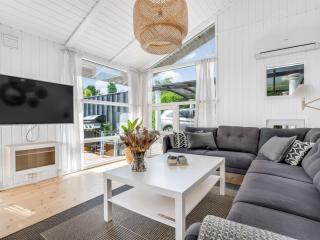 Holiday Home Ellie - 700m from the sea by Interhome - 4