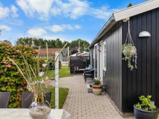 Holiday Home Daya - 75m from the sea by Interhome - 3