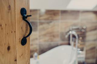 Luxury Self Catering in the Peak District - 8