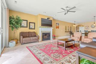 Family-Friendly Lakefront Condo in WI Dells - 1