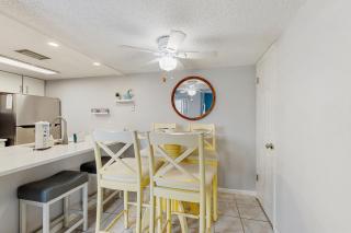 Madeira Beach Yacht Club #G - 6