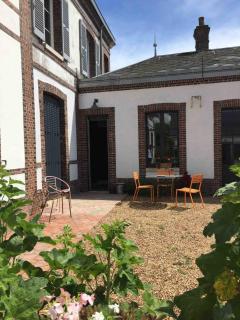 Cozy & stylish accommodation in a house near Perche - 0