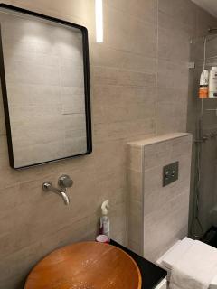 Luxury 3 Bedrooms Apt near Hilton hotel - 8