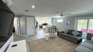 120 Bahia Upstairs - 8