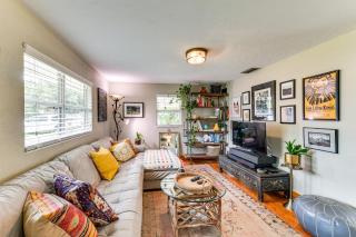 Less Than 3 Mi to Dtwn Pet-Friendly Sarasota Stay with Yard - 8