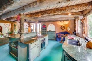 Taos Dome Home with Hot Tub, Fireplace and Mntn Views! - 8