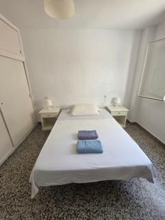 habitaciónes privada preciosa grande centro malaga también cerca de la playa Wi-Fi - 1