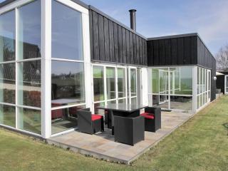 Holiday Home Amia - 20m from the sea by Interhome - 7