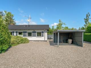 Holiday Home Suni - 400m from the sea by Interhome - 5